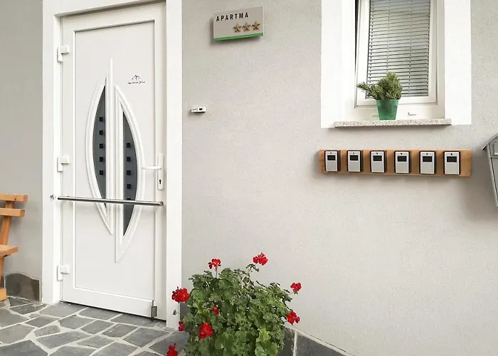 Julian Adventure Apartma *